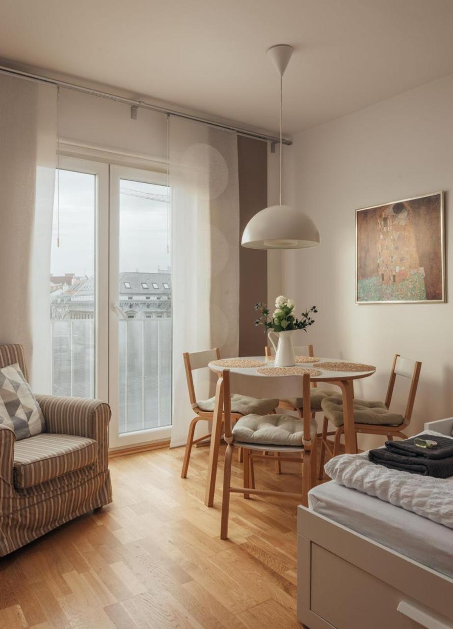 Modern Vienna Apartment In Prime Location Eksteriør bilde