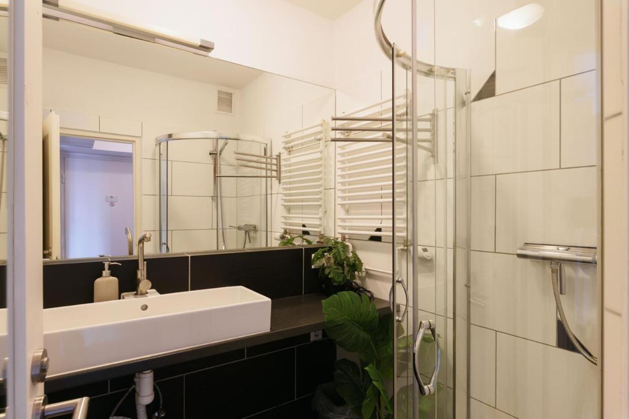 Modern Vienna Apartment In Prime Location Eksteriør bilde