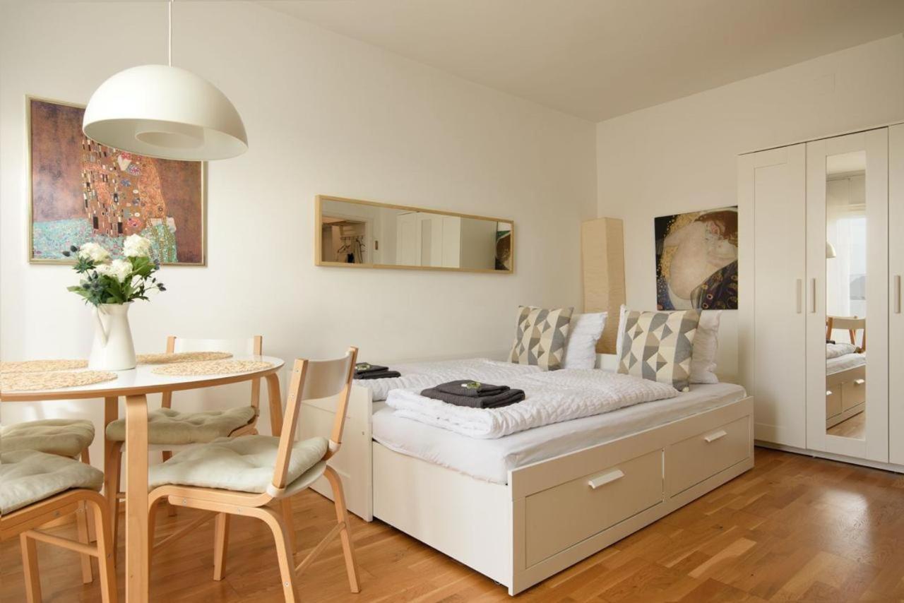 Modern Vienna Apartment In Prime Location Eksteriør bilde